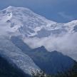 Widok na grań szczytową Mont Blanc z Chamonix