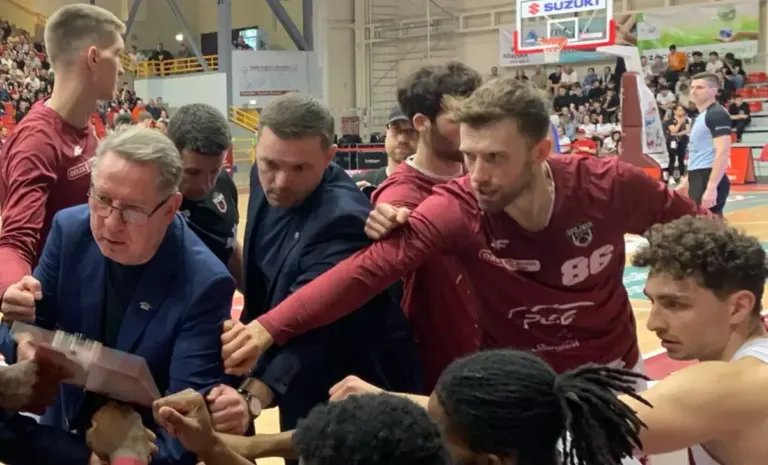 spójnia paweł kikowski