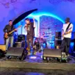 Mariusz Zarzeczny z zespołem w Piwnicy TPS, fot. Emilia Chanczewska