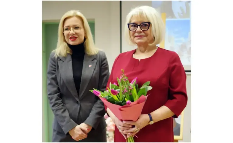 wernisaż Bożeny Smółki w UG Stargard