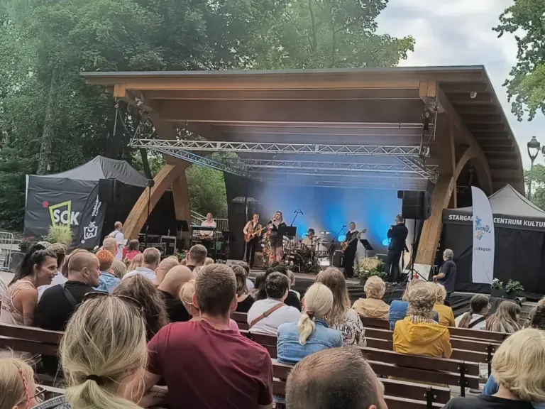 teatr letni wakacje