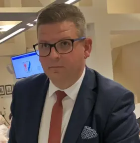 krzysztof kozłowski