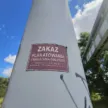 zakaz plakatowania